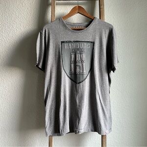 Hamburg Front Graphic t-shirt men’s sz: XL